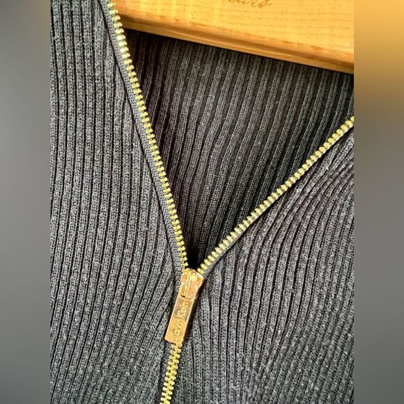 Calvin Klein Black Ribbed Zip Up Front Sweater Size Medium EUC Like new - Picture 4 of 5